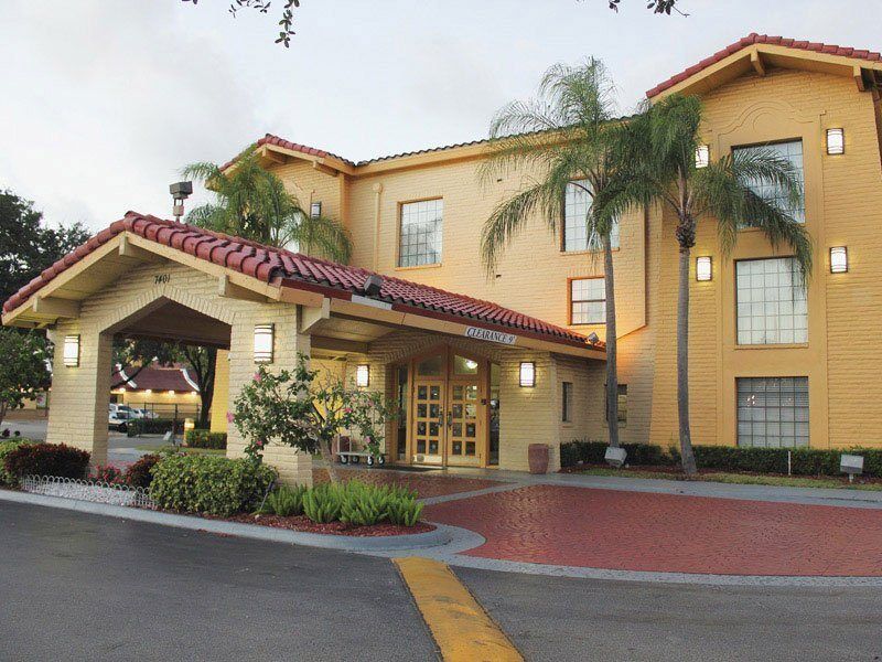 La Quinta Inn By Wyndham Miami Airport North Eksteriør billede